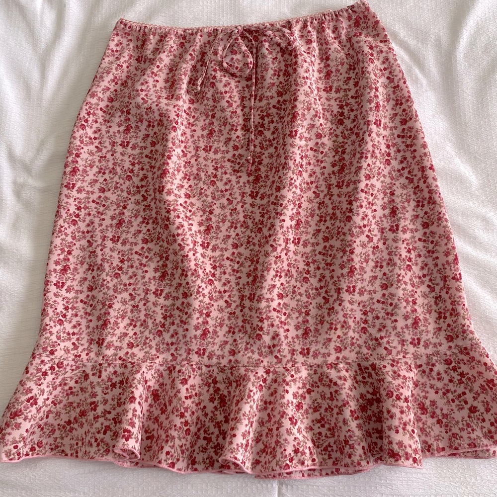 Women’s Cute Floral Pink Skirt with Ruffles and Lace trim 35th & 10th vintage S